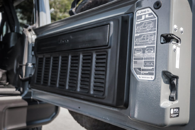 Used 2021 Jeep Wrangler Unlimited Sahara AWD/4WD image 64