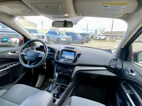 Used 2018 Ford Escape SE w/ SE Sync 3 Package AWD/4WD image 31
