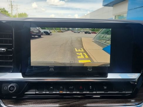 Certified 2024 Chevrolet Silverado 1500 LT AWD/4WD image 10