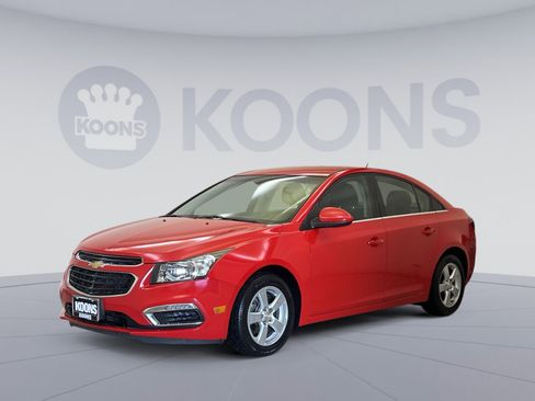 Used 2016 Chevrolet Cruze LT w/ Technology Package image 1