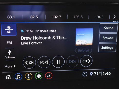 Used 2021 Chevrolet Traverse LT FWD image 31