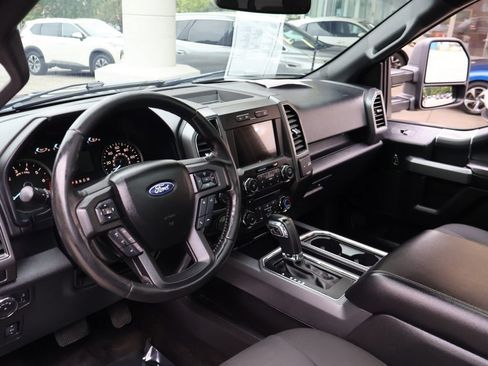 Used 2018 Ford F150 XLT w/ Equipment Group 302A Luxury AWD/4WD image 25