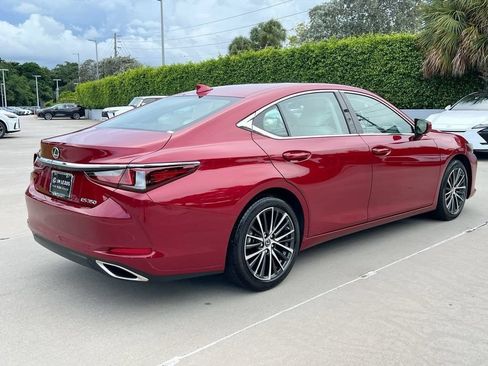 Certified 2024 Lexus ES 350 w/ Premium Package FWD image 7