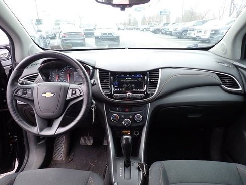 Used 2019 Chevrolet Trax LS w/ Tint and Cruise Package image 12