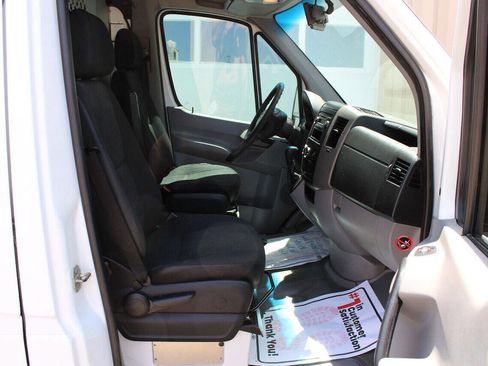 Used 2012 Mercedes-Benz Sprinter 2500 image 17