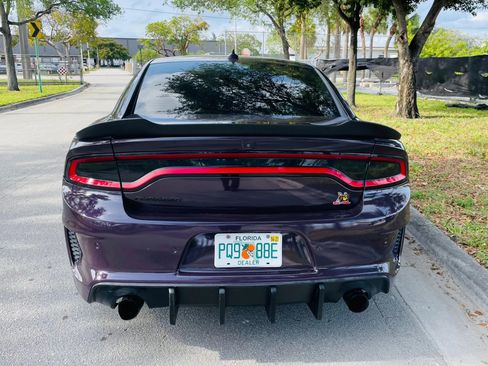 Used 2021 Dodge Charger Scat Pack RWD image 4