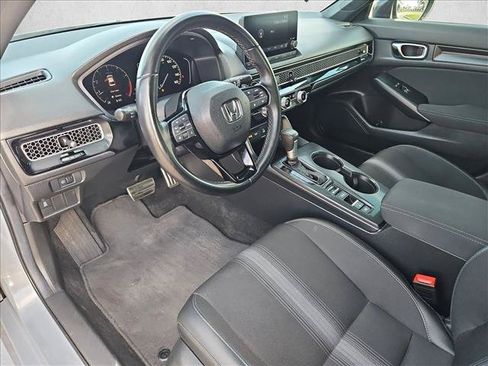 Used 2025 Honda Civic Sport image 10