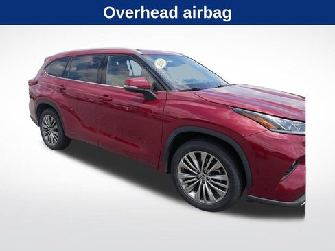 Used 2021 Toyota Highlander Platinum FWD image 21