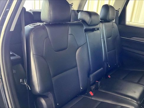 Used 2022 Kia Telluride EX AWD/4WD image 23
