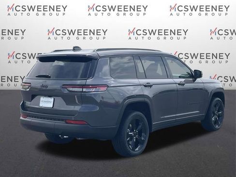 New 2025 Jeep Grand Cherokee L Laredo image 3