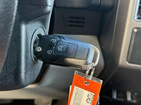 Used 2018 Ford F150 XLT w/ Equipment Group 302A Luxury image 28