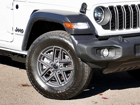 New 2026 Jeep Wrangler Unlimited Sport S image 4