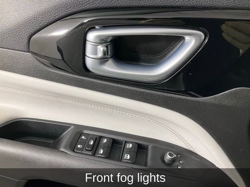 Certified 2024 Jeep Compass Limited image 18