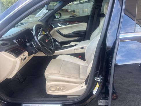 Used 2019 Cadillac CTS Luxury RWD image 9