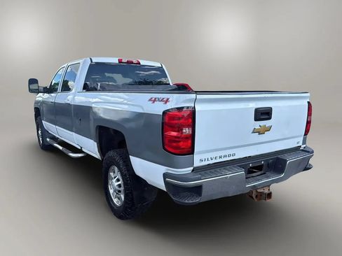 Used 2016 Chevrolet Silverado 2500 LT AWD/4WD image 3