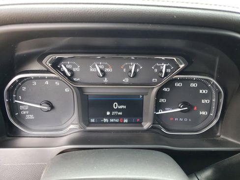 Used 2020 GMC Sierra 1500 SLE w/ SLE Value Package image 10