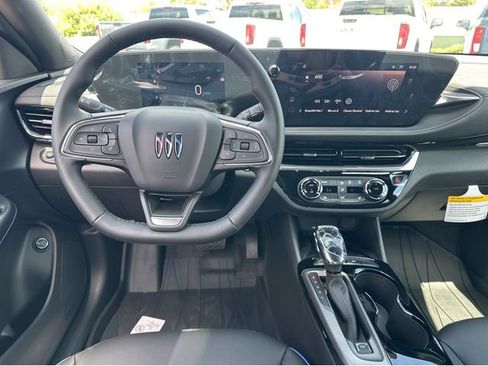New 2026 Buick Envista Sport Touring w/ Convenience I Package FWD image 7