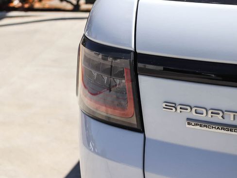 Used 2019 Land Rover Range Rover Sport Supercharged AWD/4WD image 7
