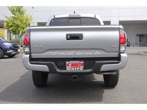 Used 2021 Toyota Tacoma SR AWD/4WD image 4