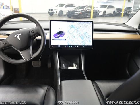 Used 2020 Tesla Model 3 image 19