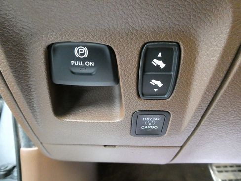 Used 2023 RAM 1500 Limited image 30