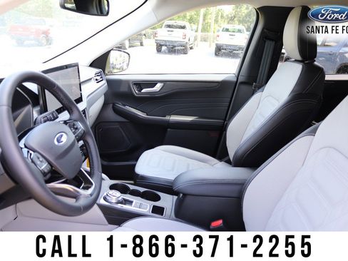 New 2024 Ford Escape PHEV w/ PHEV Premium Package image 22