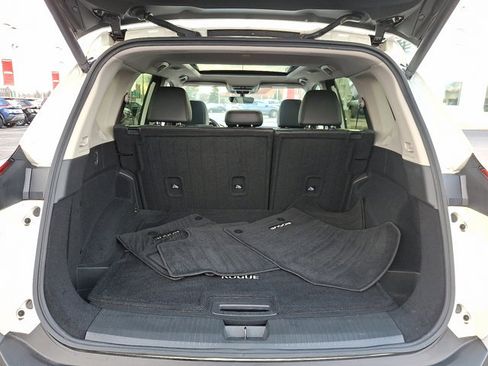 Certified 2023 Nissan Rogue SL w/ SL Premium Package image 29