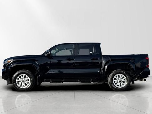 Used 2024 Toyota Tacoma SR5 image 7