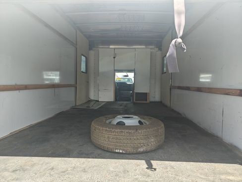 Used 2022 Ford E-350 and Econoline 350 Super Duty w/ Power Windows & Locks Group RWD image 10