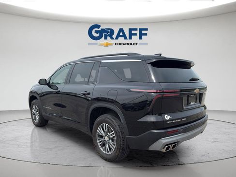 Used 2025 Chevrolet Traverse LT AWD/4WD image 14