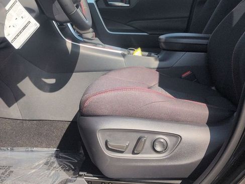 New 2025 Toyota RAV4 SE image 12