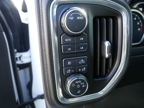 Used 2021 Chevrolet Silverado 1500 High Country image 17