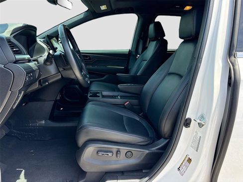 Used 2024 Honda Odyssey Sport image 23