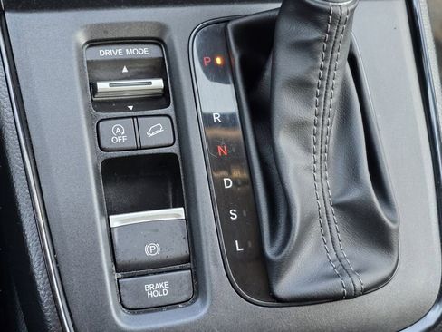 Used 2024 Honda CR-V EX image 13