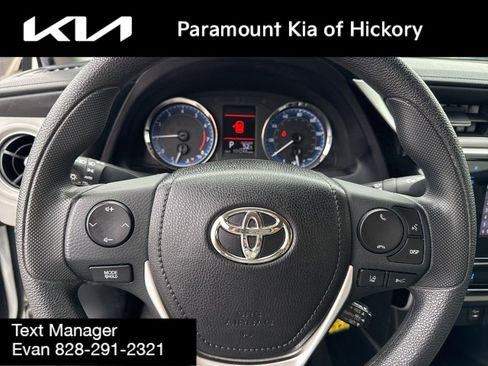 Used 2019 Toyota Corolla L image 28