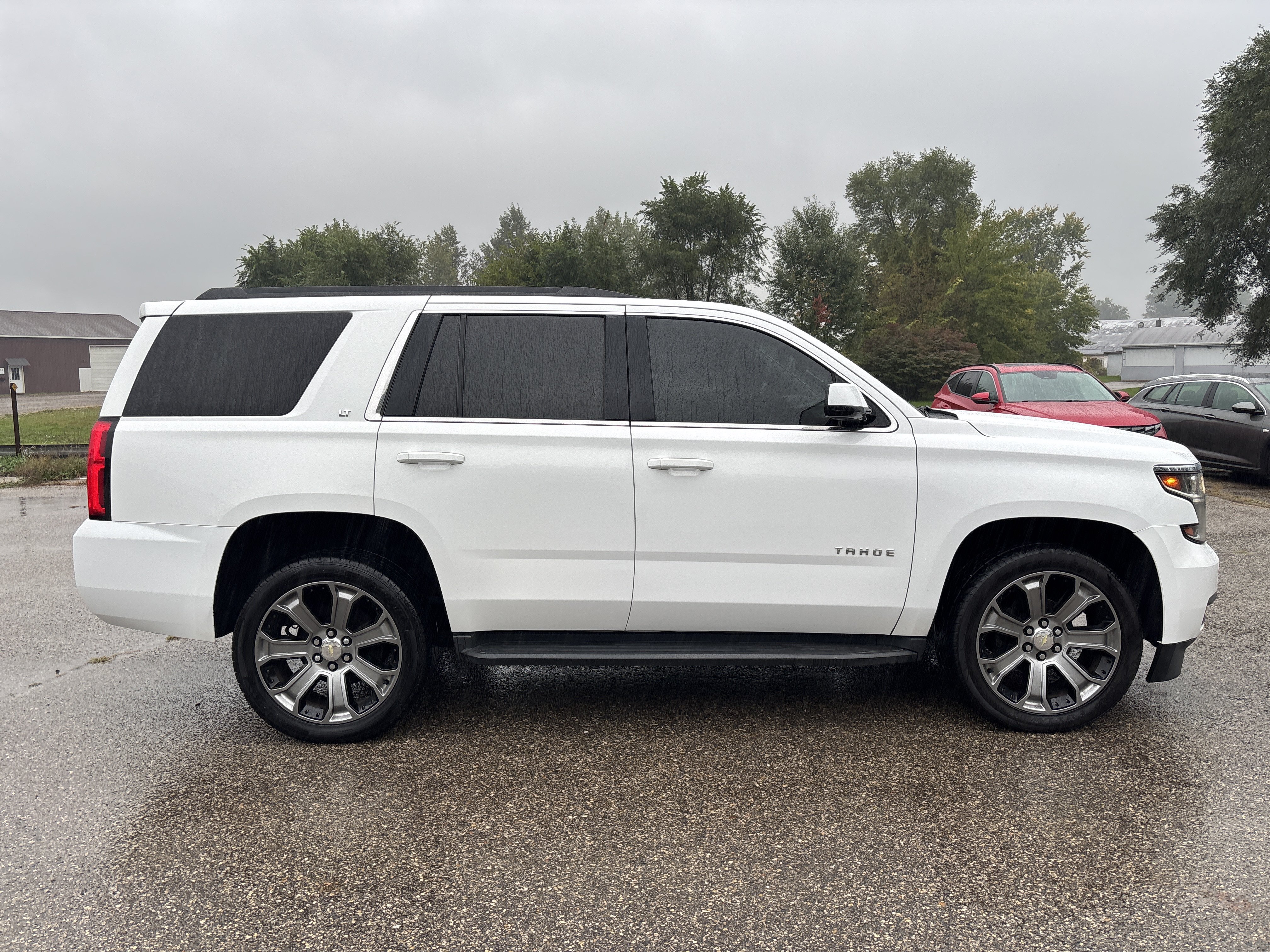 Used 2018 Chevrolet Tahoe LT AWD/4WD image 2
