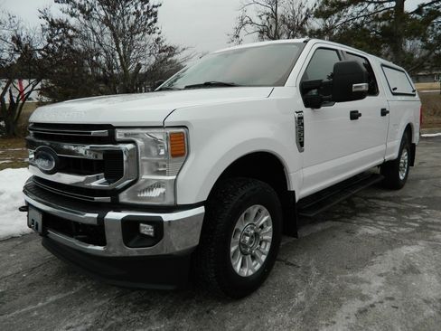 Used 2020 Ford F250 XLT w/ FX4 Off-Road Package image 1