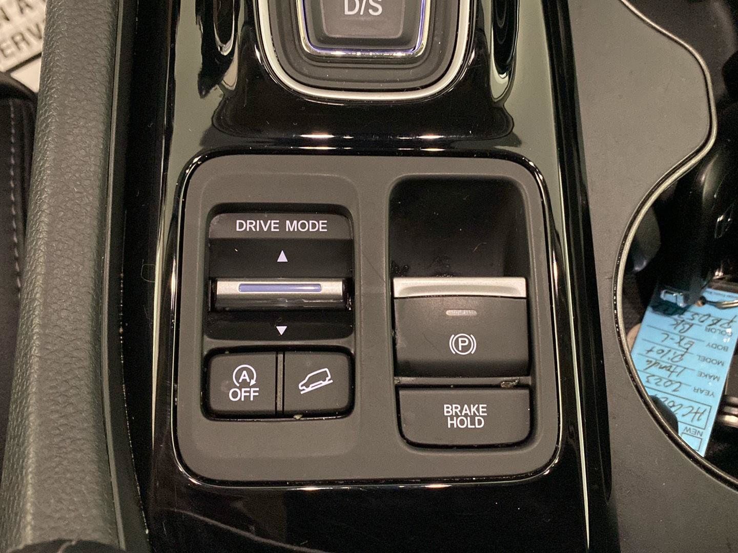 Used 2023 Honda Pilot EX-L image 17
