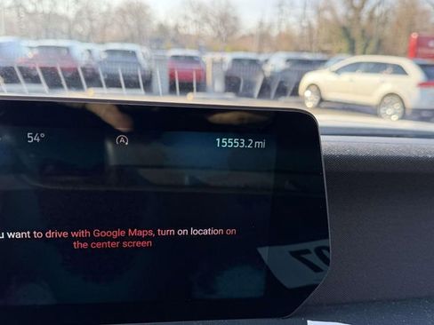 Used 2025 Ford Expedition Platinum image 28