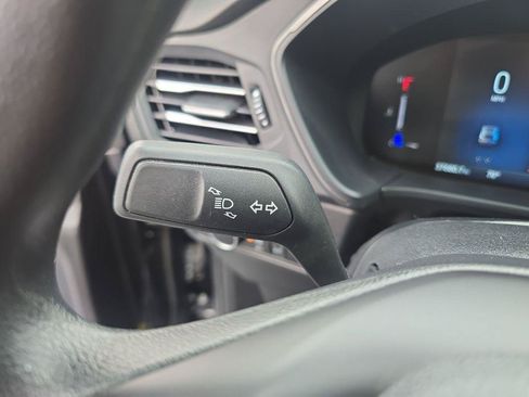 Used 2025 Ford Escape Active AWD/4WD image 15
