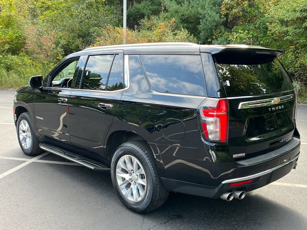 Used 2023 Chevrolet Tahoe Premier AWD/4WD image 3