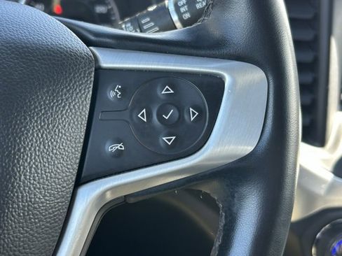 Used 2023 GMC Acadia SLT w/ Preferred Package image 23