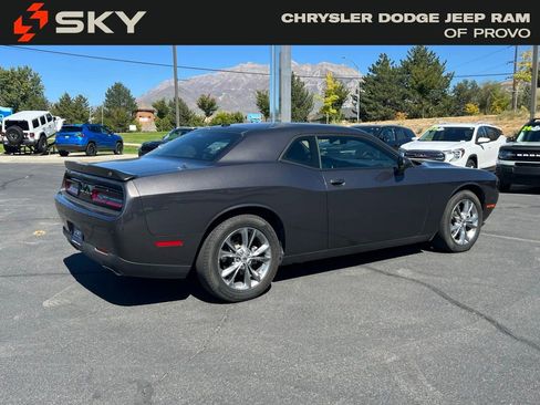 Used 2023 Dodge Challenger SXT w/ Cold Weather Group image 5