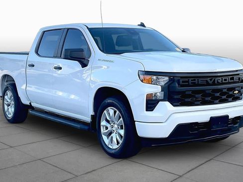 Used 2024 Chevrolet Silverado 1500 Custom RWD image 3