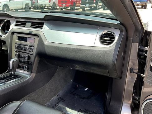 Used 2014 Ford Mustang GT Premium w/ Comfort Package RWD image 15