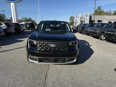 New 2025 Ford Maverick Lariat image 9