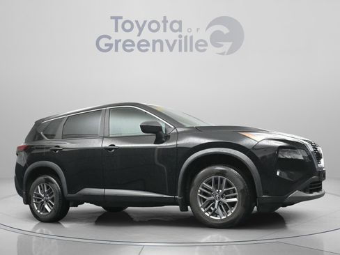Used 2023 Nissan Rogue S AWD/4WD image 18