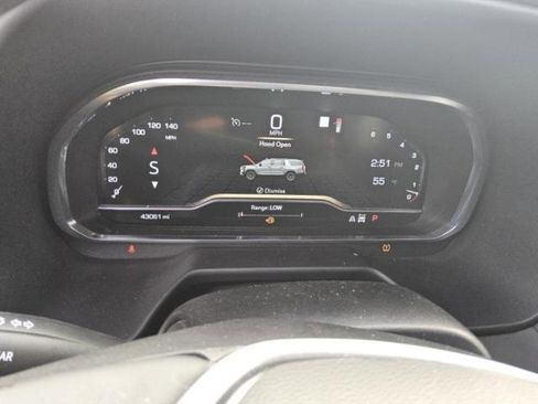 Used 2023 GMC Yukon SLT image 7