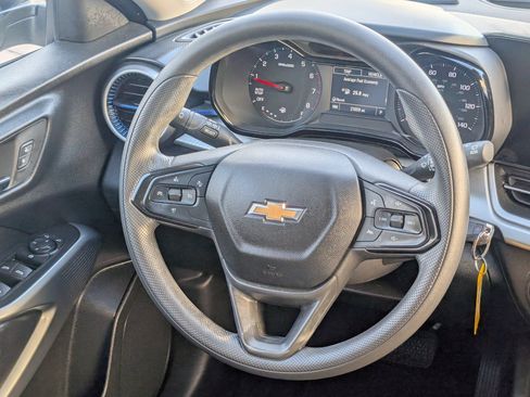 Certified 2024 Chevrolet Trax LS FWD image 15