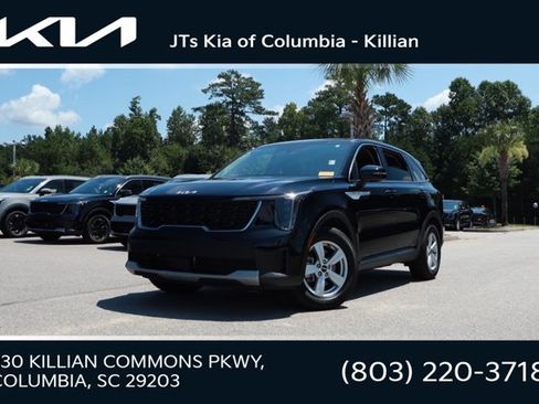 Certified 2025 Kia Sorento LX FWD image 1